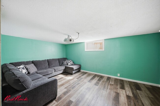 Building Photo - Lovely 4 Bedroom Home in Santa Clara