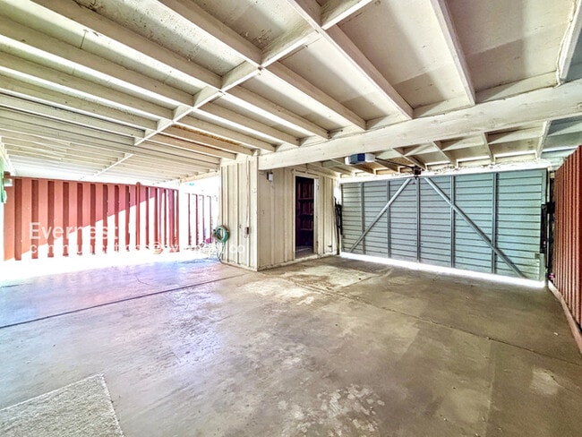 Building Photo - 27221 Sun City Blvd