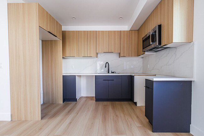 Building Photo - 13463 Beach Ave