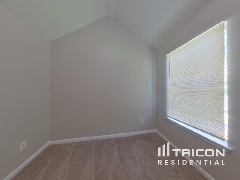 Building Photo - 5457 Gadwall Cir