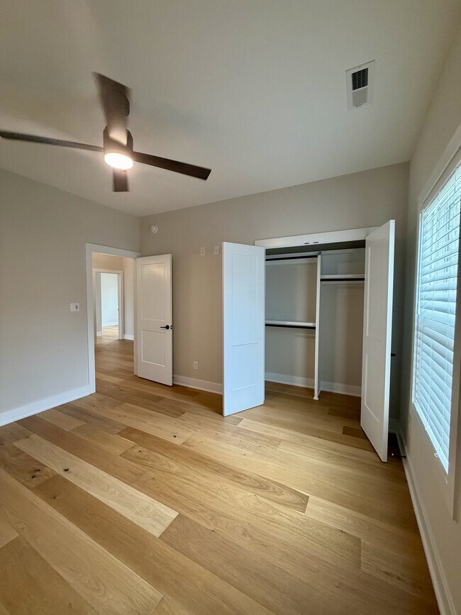Building Photo - 204 Crest Ridge Ct