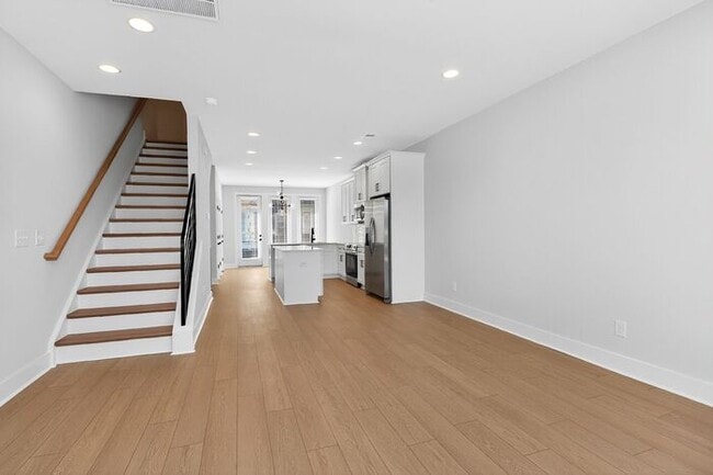 Building Photo - Brand New, Stunning 3BD/3.5BA Townhome on Graham w/ Full Bath on Top Floor! SUMMER SPECIAL! 50% O...