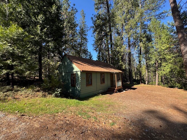 Building Photo - 1092 Winton Rd