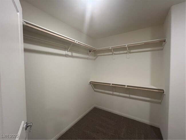 Building Photo - 510 Golden Cardinal Ave