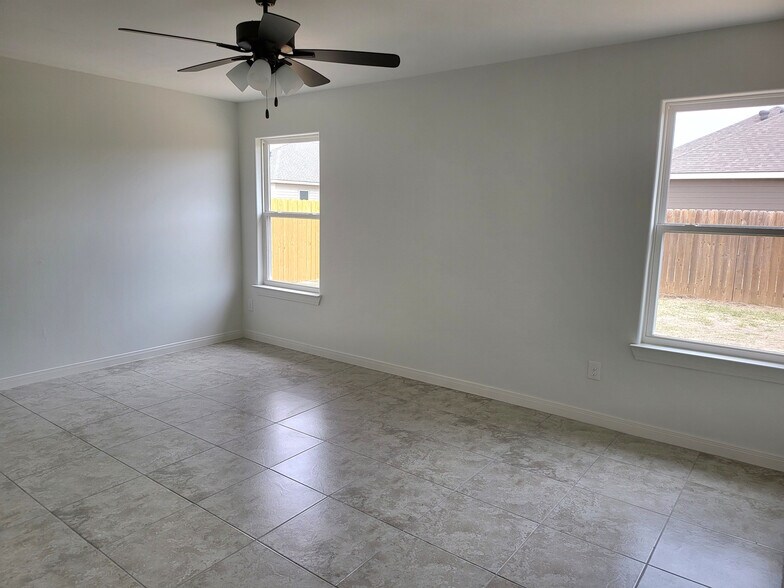 Main bedroom - 2207 N 26th St