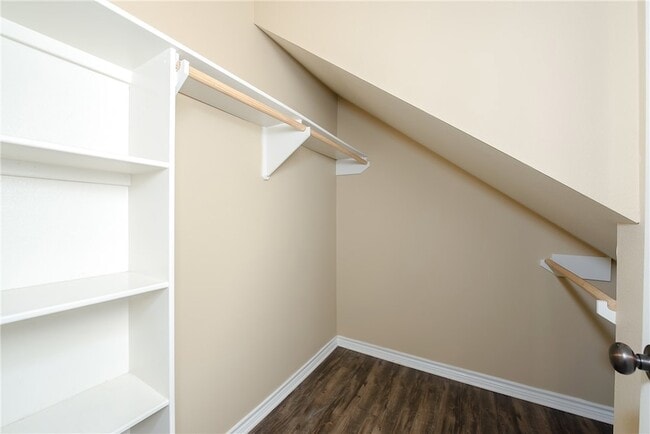 Building Photo - 3361 Keefer Loop