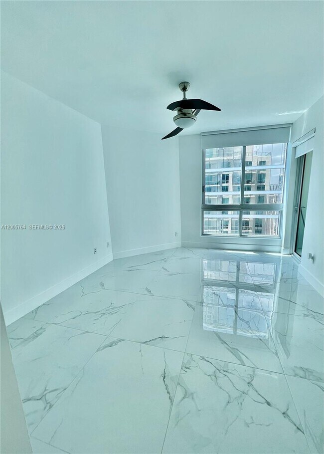 Building Photo - 300 S Biscayne Blvd