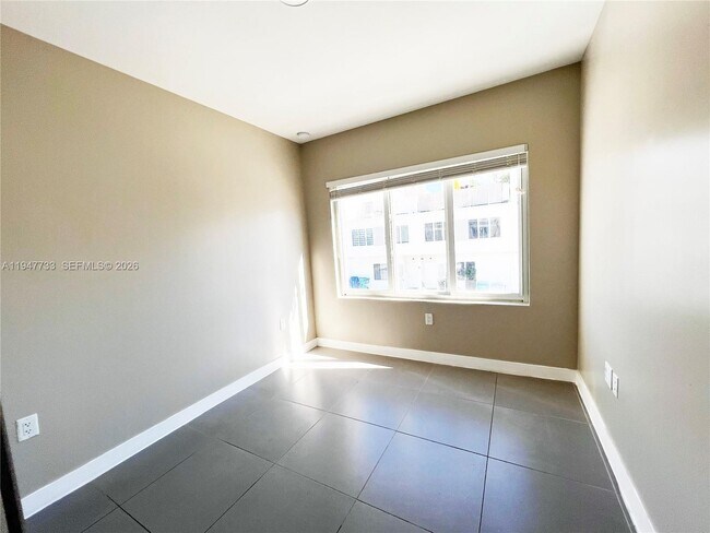 Building Photo - 25649 SW 144th Ave