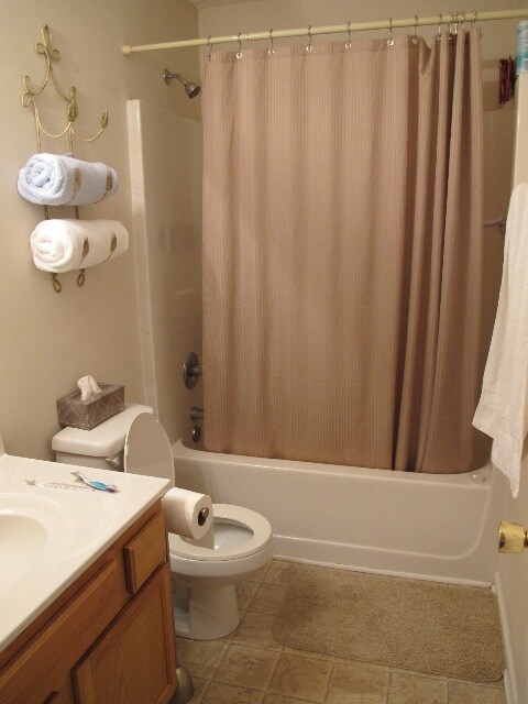 Building Photo - ***AVA. 9/1, SHORT-TERM RENTAL*** WESTSIDE...