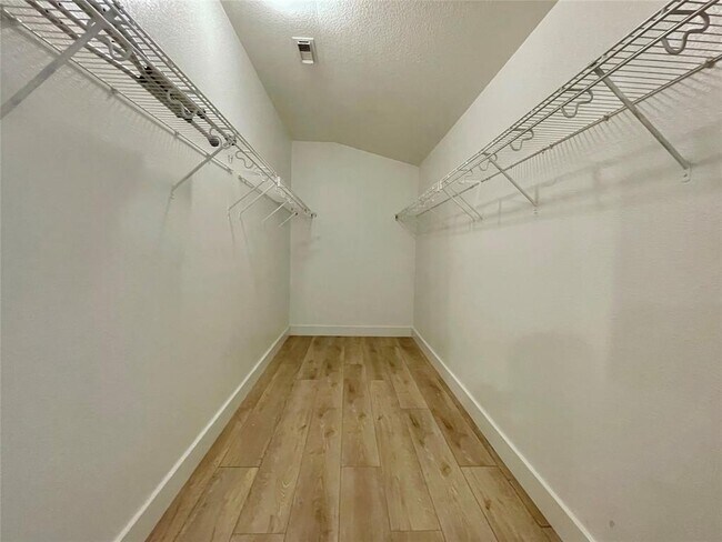 Building Photo - 21522 Dalton Spring Ln