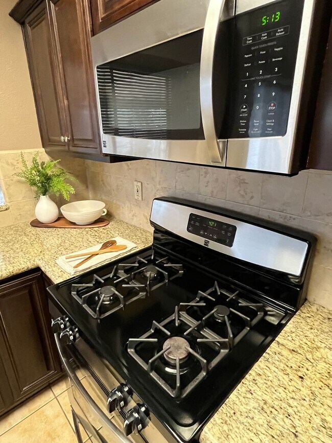 Building Photo - 3 Bedroom Home Coming Soon!