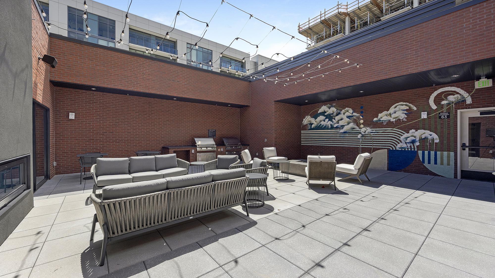 Building Photo - 955 Bannock St