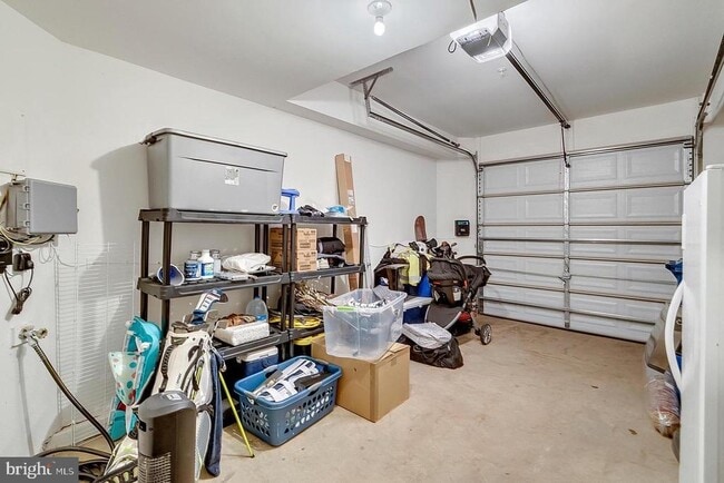 Building Photo - 7548 Brunson Cir