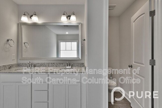 Building Photo - 249 Long Iron Ct