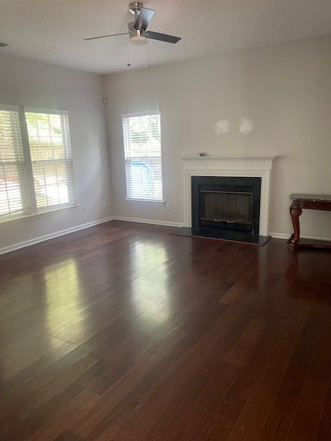 Building Photo - 9832 Ashburton Dr