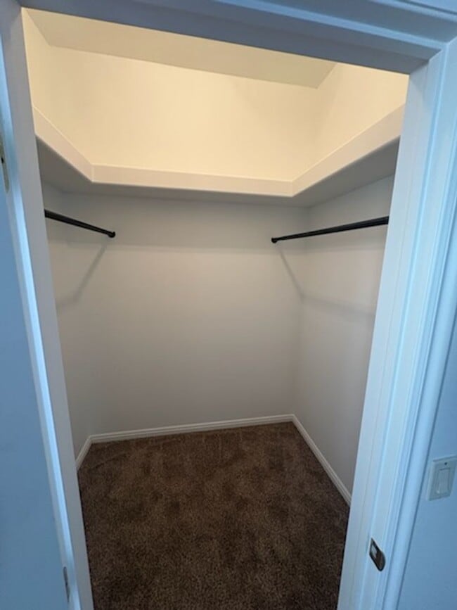 Building Photo - 3 Bedroom Townhome At Sky Ridge Community In Hurricane