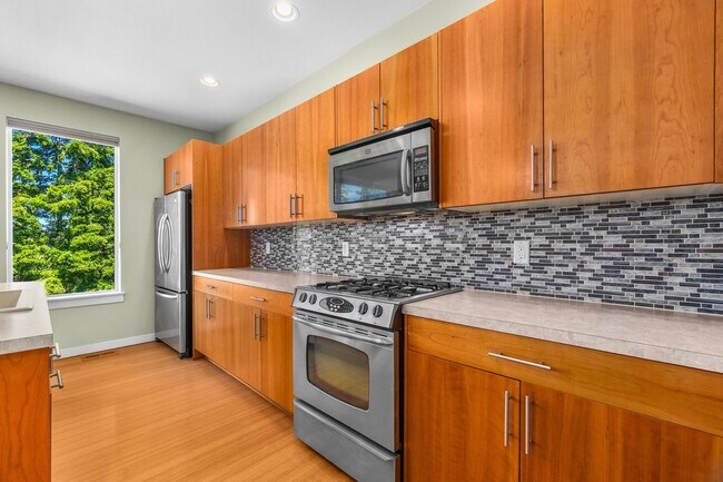 Building Photo - Charming 3BR House in Tumwater