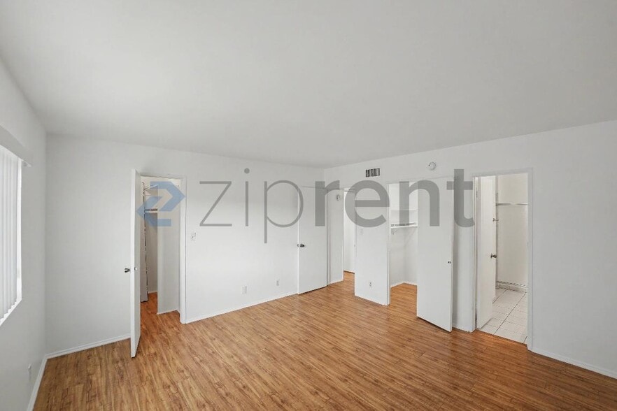 Building Photo - Unit 56