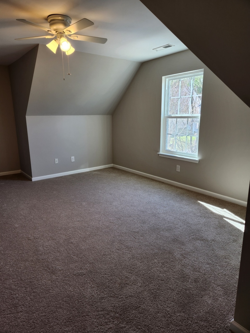 Bonus/possible 5th bed - 3876 Parkers Fwy