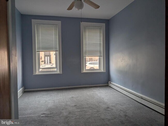 Building Photo - 424 Conarroe St