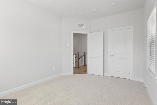 Building Photo - 3704 McLean Ave