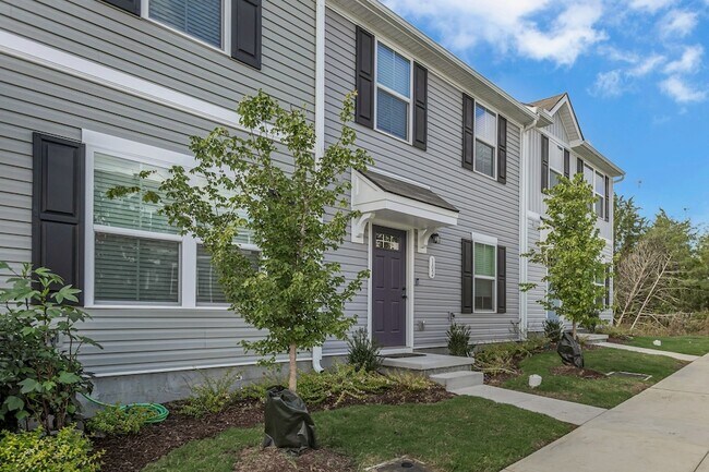 Building Photo - 2757 Thornton Grove Blvd