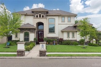 Building Photo - 24 Nevis Dr