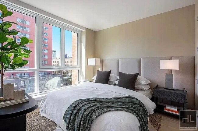 Building Photo - EAST 2ND ST