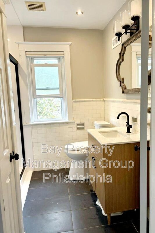 Building Photo - 501 E Mt Airy Ave