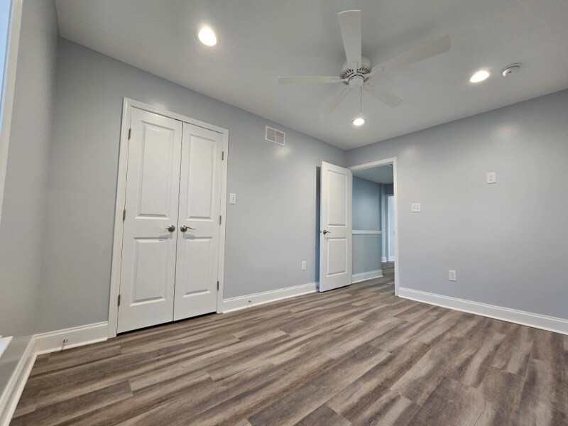 Building Photo - 108 Poplar St