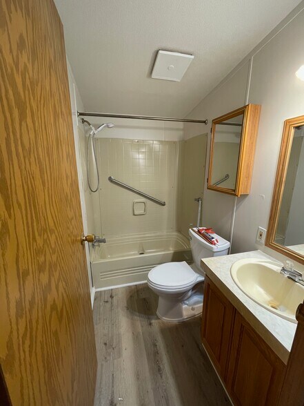 Second Bathroom - 2656 S Montana St