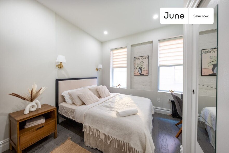 Building Photo - 826 9th Ave