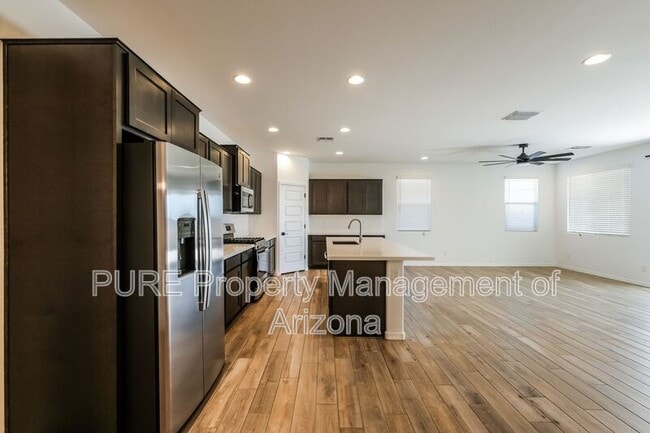 Building Photo - 10163 W Crittenden Ln