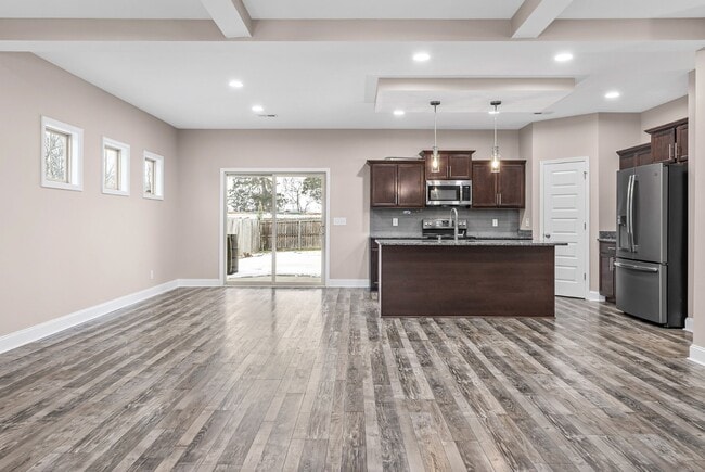 Building Photo - 1151 Eagle's View Dr