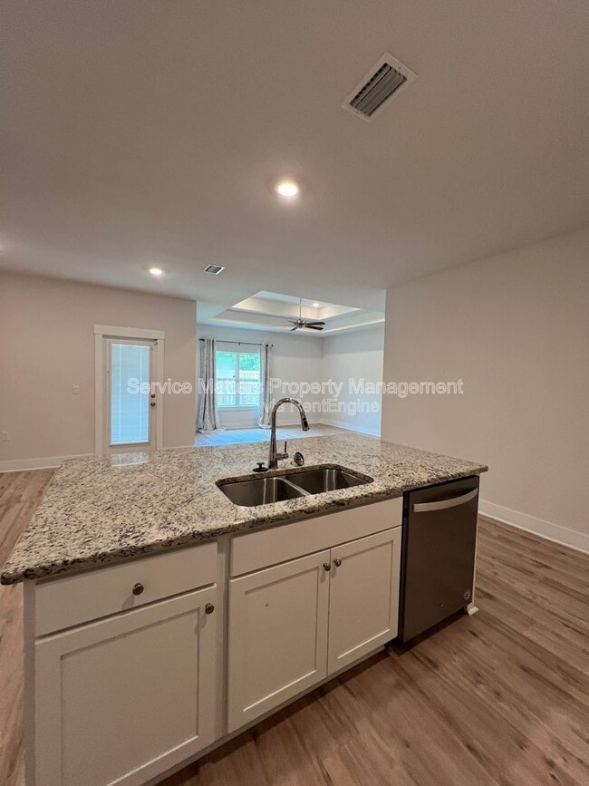 Building Photo - 5745 Danbury Blvd