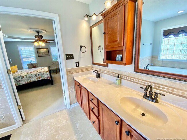 Building Photo - 3705 Lockerbie Ct