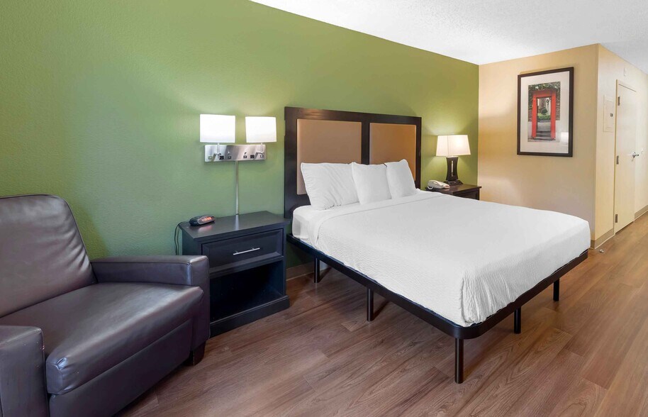 Building Photo - Furnished Studio-Indianapolis - North - Ca...