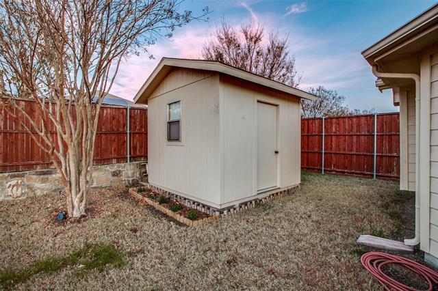 Building Photo - 2318 Sparrow Dr