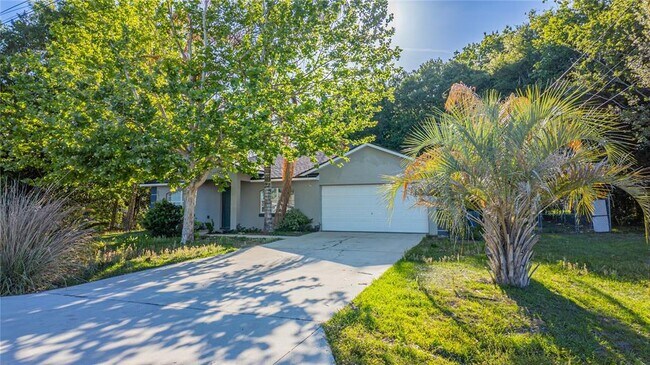 Building Photo - 4395 NE 33rd Ave