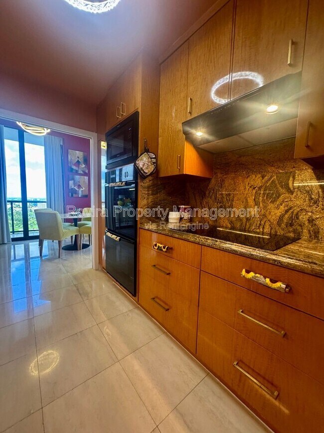 Building Photo - 19667 Turnberry Way