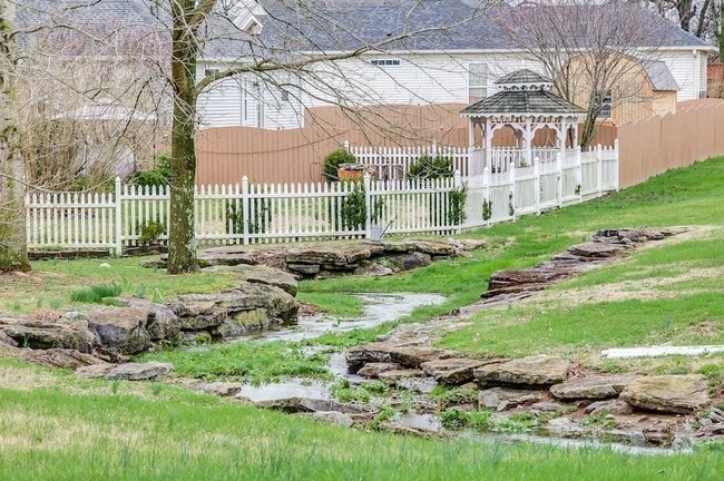 Building Photo - 173 Putter Point Dr