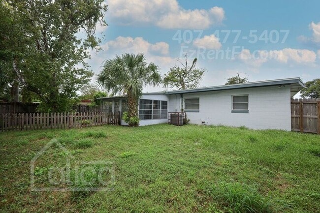 Building Photo - 3392 Bougainvillea Dr