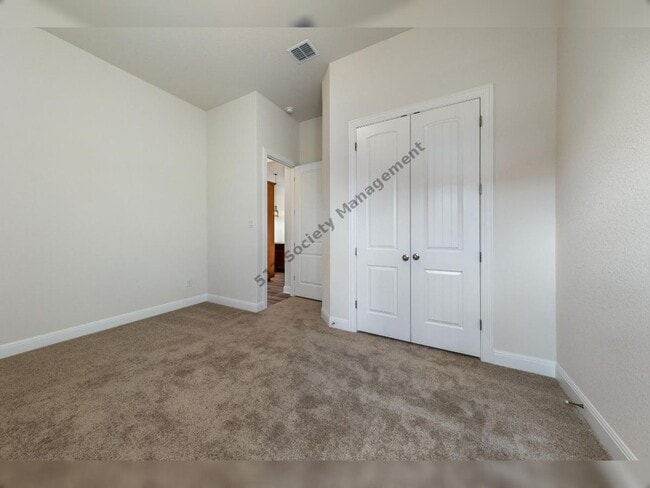 Building Photo - 320 Coral Gate Trail