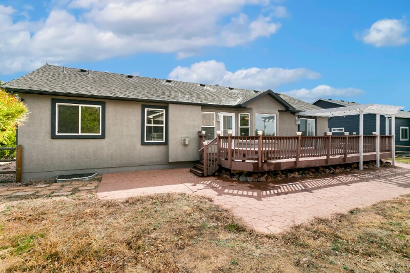 Building Photo - 8946 Oakmont Rd