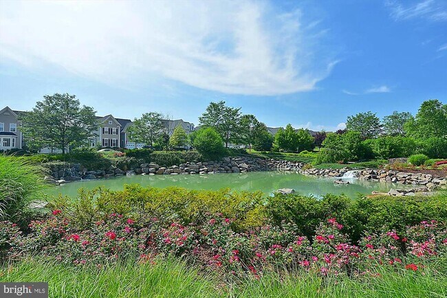 Building Photo - 42023 Spring Air Dr