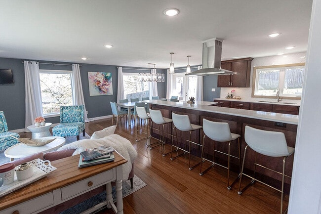 Building Photo - 2500 Bluff Blvd