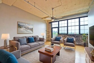 Building Photo - Amazing 2-Bedroom 2-Bathroom Condo with vi...