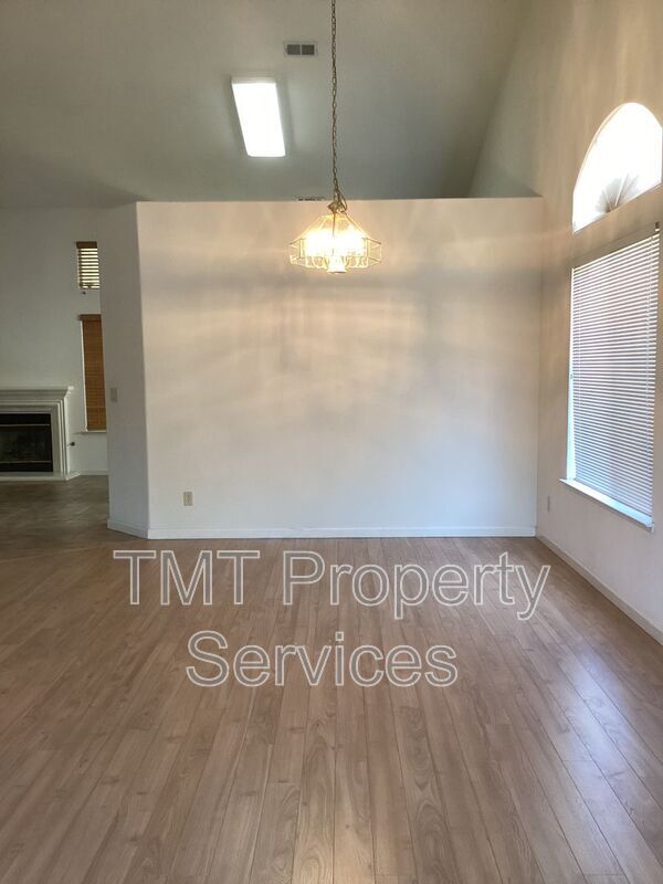 Building Photo - 10188 Gatemont Cir