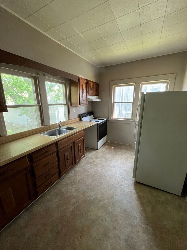 Building Photo - 2 Bedroom home in Rockwell City $500