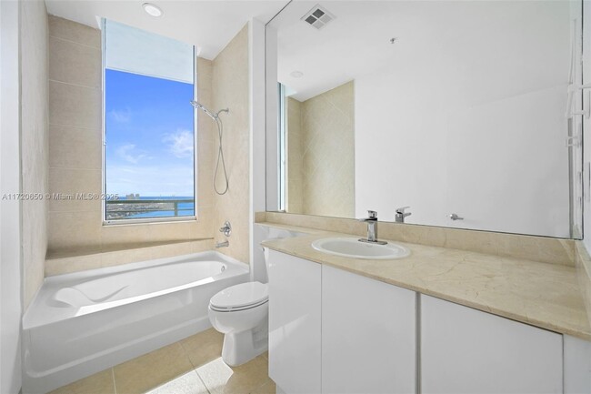 Building Photo - 325 S Biscayne Blvd